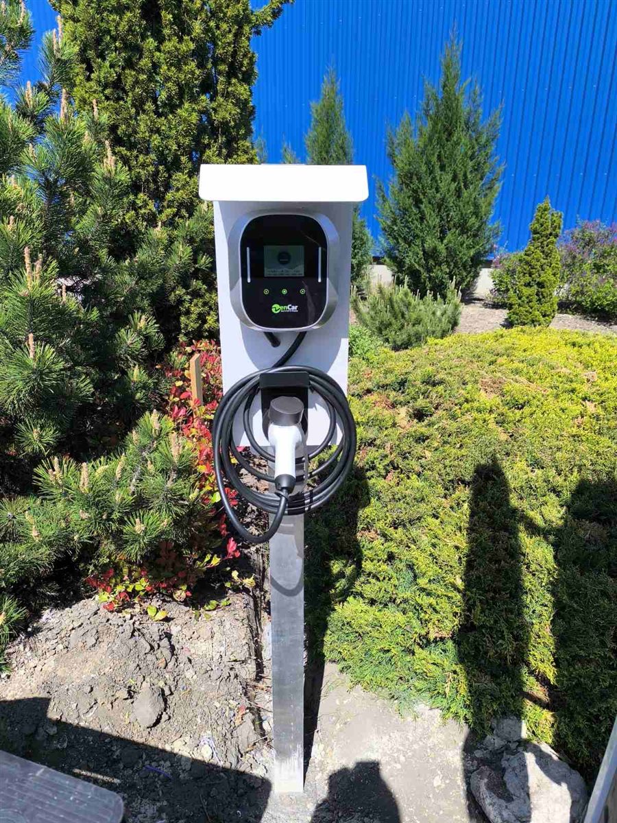 Kompakt töltőpont – WolSolar referencia